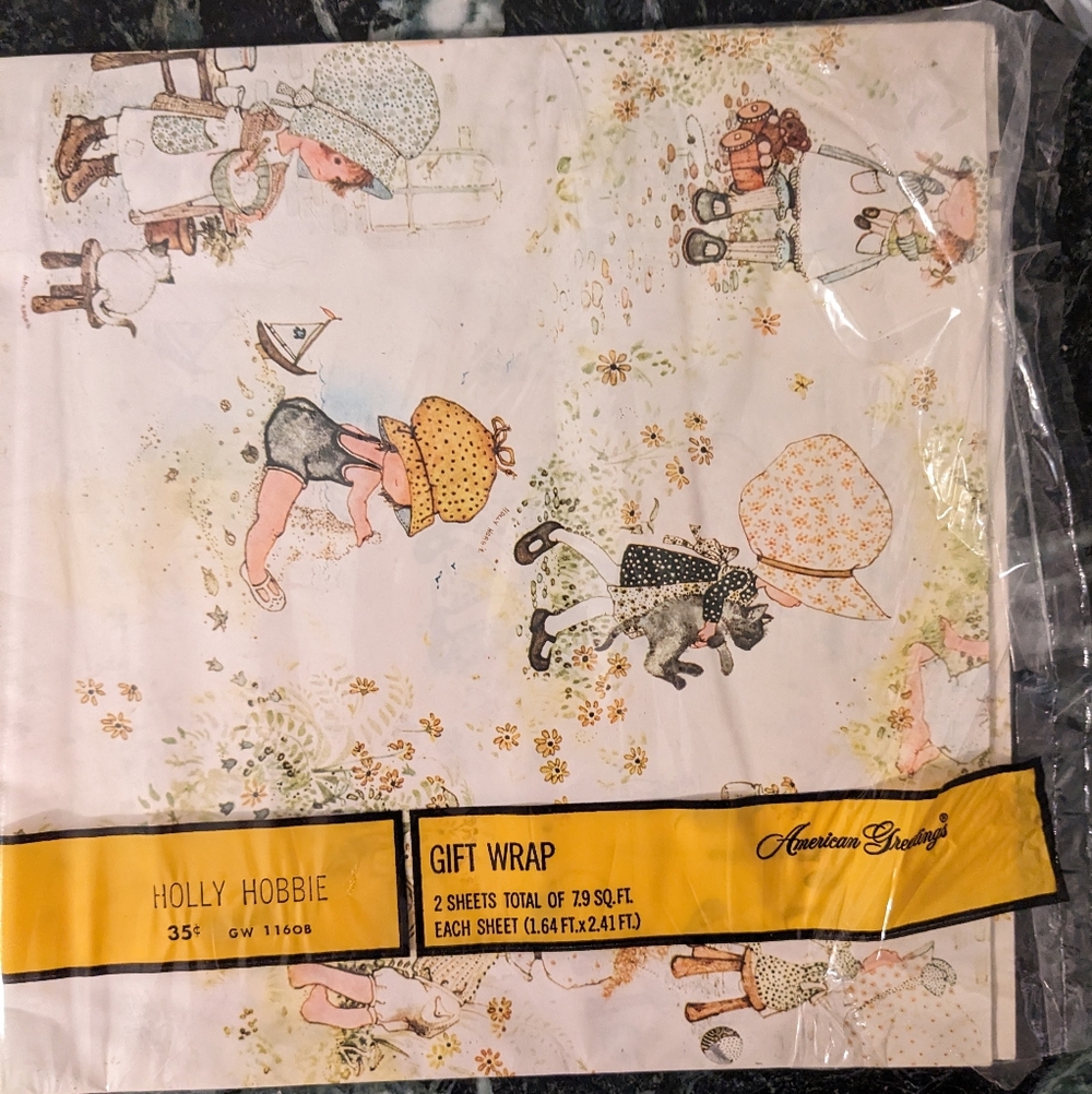 Gift Wrap - Vintage Design